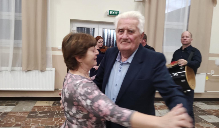 6. fotografia fotogalérie Posedenie s dôchodcami 2024