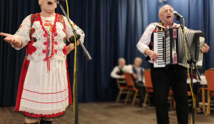 6. fotografia fotogalérie Posedenie s dôchodcami 2022