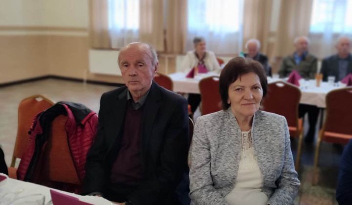 13. fotografia fotogalérie Posedenie s dôchodcami 2022