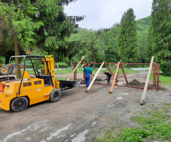 Nový obecný traktor a technika pre zimnú údržbu